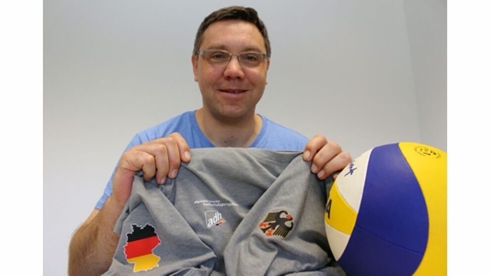 Foto (Heiko Appelbaum): Paderborner Kompetenz: Uli Kussin war in Taipeh Mitglied einer deutschen Delegation, die den Volleyball-Sport fördern will.