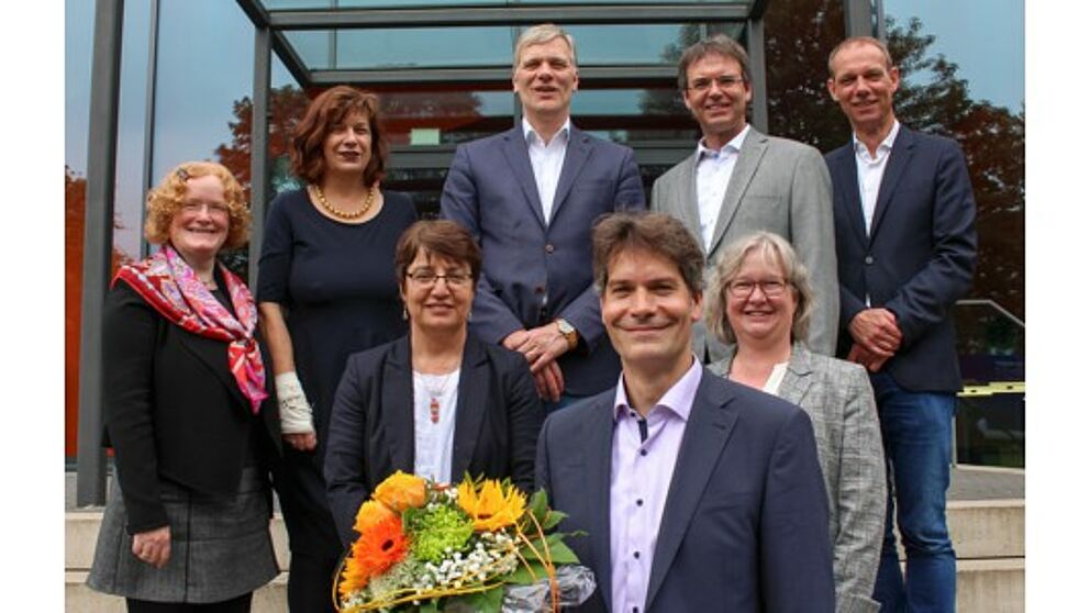 Foto (Universität Paderborn, Simon Ratmann): Gruppenbild