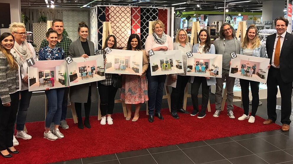 Foto (Universität Paderborn): Isabel Teßmer (Doktorandin am Lehrstuhl für Dienstleistungsmanagement), Tanja Eikel (Chefin der Dekorationsabteilung bei finke), Kerstin Heidloff, Fabian Willeke, Nicole Moch, Danijela Djurovic, Prof. Dr. Nancy Wünderlich