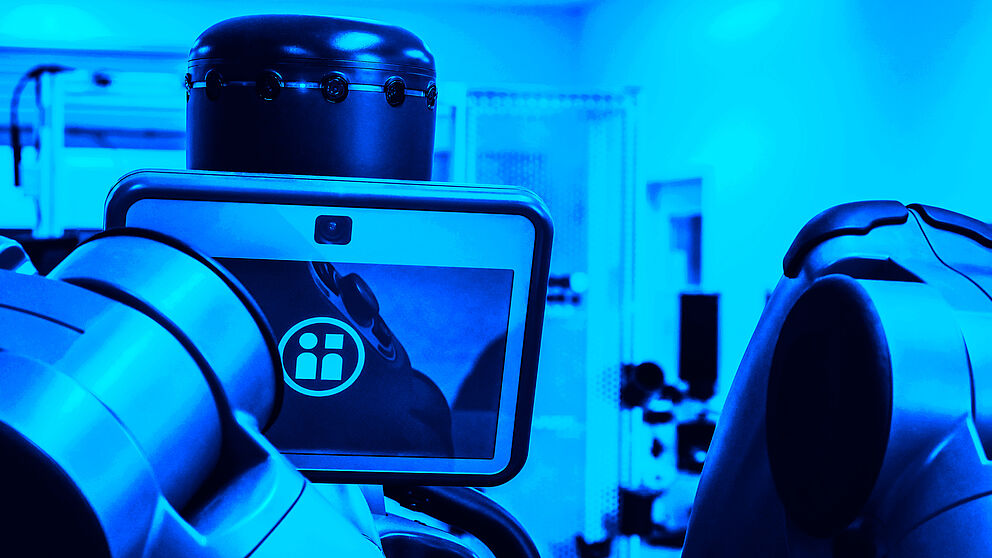 Der Roboter „baxter“ im Smart Automation Laboratory ist speziell für die Zusammenarbeit mit Menschen entwickelt.