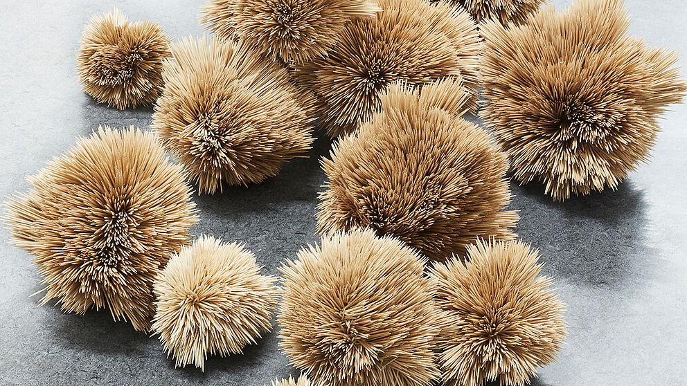 Abbildung: Simone Kesting, ohne Titel, 2016, mixed media, 120 x 120 x 250 cm.