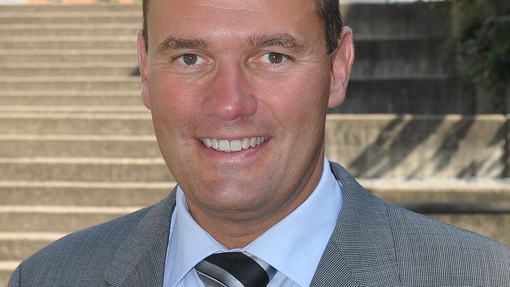 Foto (Universität Paderborn): Prof. Dr.-Ing. Elmar Moritzer