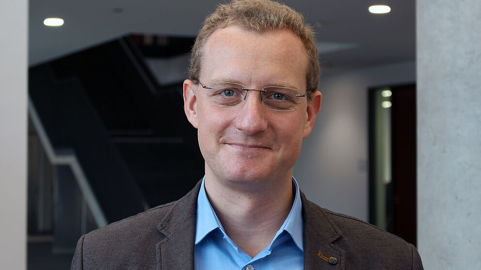 Abbildung (Universität Paderborn): Prof. Dr. Jochen Schmidt