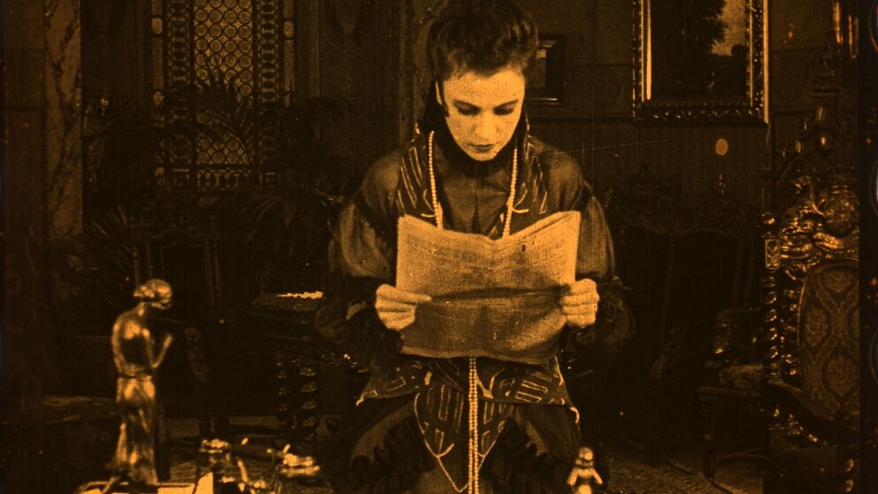Abbildung: Asta Nielsen in „Die Börsenkönigin“