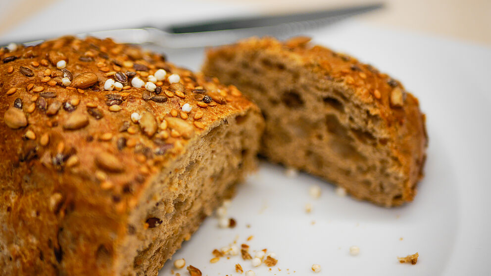 Foto (Universität Paderborn, Johannes Pauly): Vollkornbrötchen