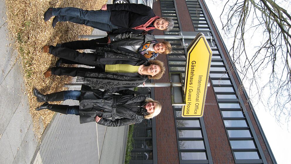 Foto (Marktplatz für Bürger-Engagement) v. li.: Annette Bechthold, Ute Markworth (beide Marktplatz für Bürger-Engagement), Hilli Kassner-Steinmüller (Projektleiterin) und Martina Schrade (International Office).