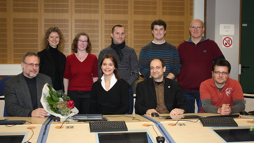 Foto (Universität Paderborn, Frauke Döll): Waren an der Umsetzung des Projekts „Multimedialabor“ beteiligt (v. l.): Der  Dekan der Fakultät für Kulturwissenschaften Prof. Dr. Volker Peckhaus, Prof. Dr. Nicole Marx, Ilka Dönhoff, Dr. Sigrid Behren