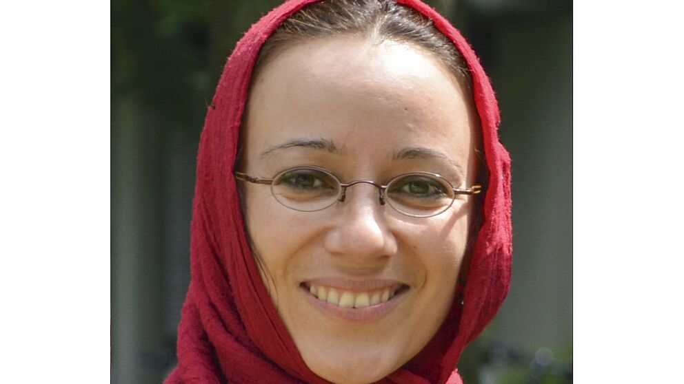 Foto (Universität Paderborn, Johannes Pauly): Jun.-Prof. Dr. Muna Tatari leitet seit 2015 das Seminar für Islamische Theologie. Ihre Antrittsvorlesung ist jetzt in der 142. Ausgabe der Paderborner Universitätsreden erschienen.