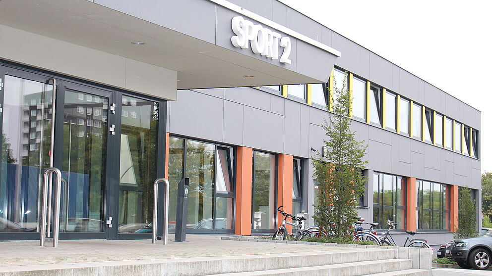 Foto: Die Sporthalle SP2 wird bis zum kommenden Wintersemester als Notunterkunft für Flüchtlinge zur Verfügung gestellt.