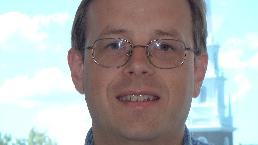 Foto: (Institute for Advanced Study): Prof. Richard Taylor hält den Hauptvortrag bei der diesjährigen Weierstraß-Vorlesung in Paderborn.