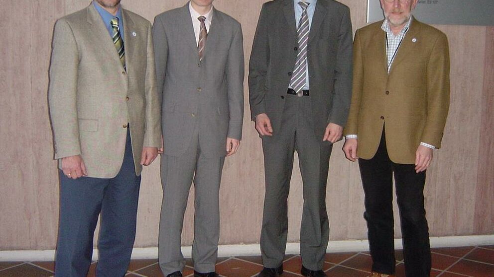 Foto (v. li.): Prof. Dr. Wilhelm Schäfer, MdL Dr. Michael Brinkmeier, Dr. Eckhard Steffen, Prof. Dr. Hans Kleine Büning