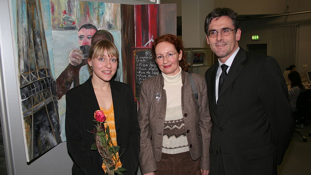 Foto (v. li.): Freuen sich auf viele Besucher: Jaqueline Banke, Prof. Dr. Jutta Ströter-Bender und Dr. Dietmar Haubfleisch.