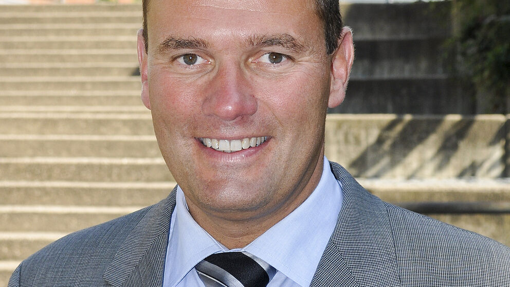 Foto (Universität Paderborn): Prof. Dr.-Ing. Elmar Moritzer von der Universität Paderborn ist zum neuen Vorsitzenden des Fakultätentags für Maschinenbau und Verfahrenstechnik gewählt worden.