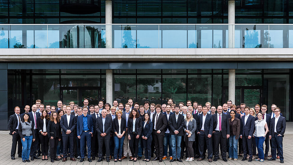 Foto (Fraunhofer IEM): Gruppenbild