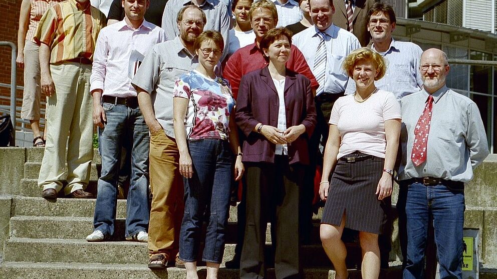 Mitarbeiterinnen und Mitarbeiter aus Wissenschaft und Verwaltung der Universität Paderborn bei der „Locomotion“-Auftaktveranstaltung.