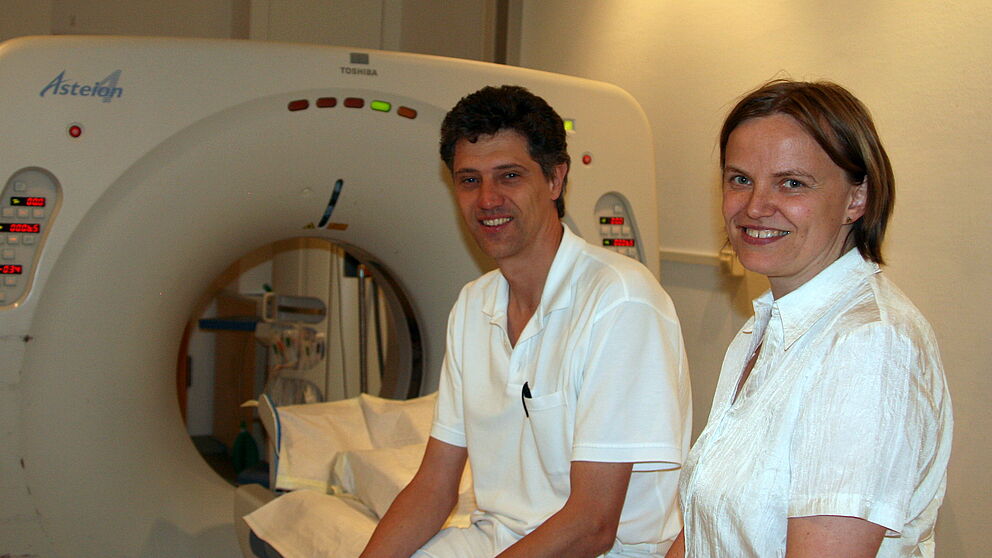 Foto (privat): Geben Einblick in die Computertomographie: Dr. Marc Keberle, Brüderkrankenhaus Paderborn, und Prof. Dr. Andrea Walther, Universität Paderborn.