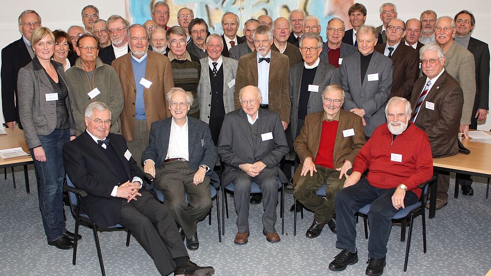 Foto (Universität Paderborn, Jan Aulenberg): Emeriti-Treffen an der Universität Paderborn.