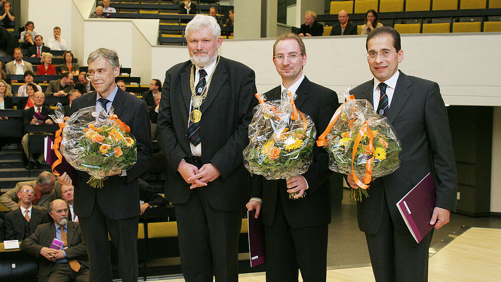 Die neue Spitze der Christian-Albrechts-Universität zu Kiel (v.l.): Prorektor Prof. Thomas Bauer, Rektor Prof. Jörn Eckert, Kanzler Oliver Herrmann und Prorek-tor Prof. Gerhard Fouquet.