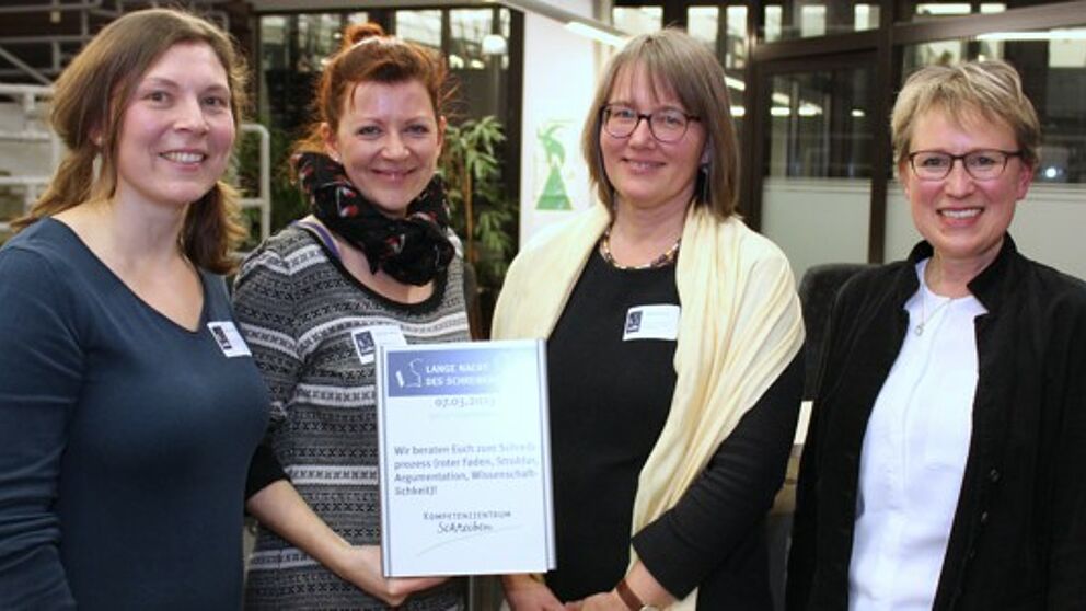 Foto (Universität Paderborn, Ricarda Michels): Gruppenbild