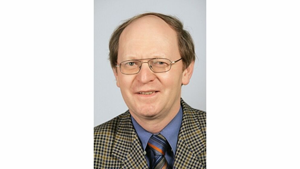 Foto (F.A.Z.): Georg Giersberg, Wirtschaftsredakteur der F.A.Z. 