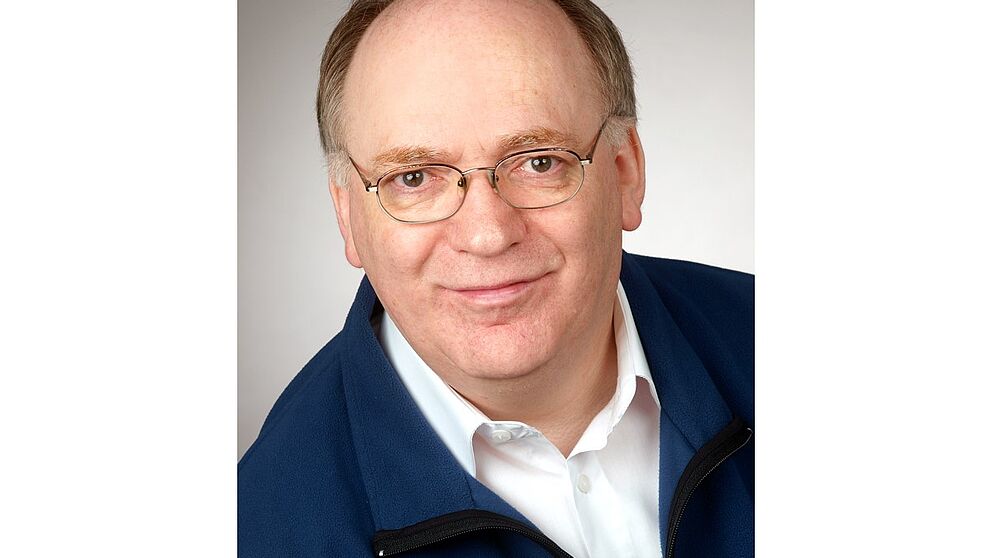 Foto (Universität Paderborn): Theo Franke ist Absolvent des Studiums für Ältere an der Universität Paderborn. 