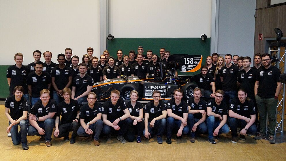 Foto (UPBracing Team): Das UPBracing Team 2016.