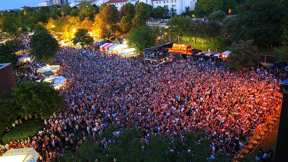 Foto (Universität Paderborn, Patrick Kleibold): AStA-Sommerfestival 2013.