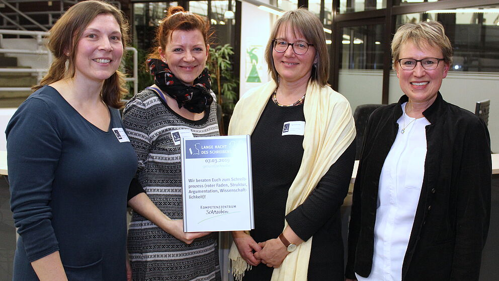Foto (Universität Paderborn, Ricarda Michels): Gruppenbild