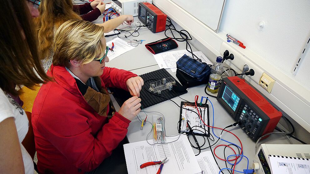 Abbildung: Elektrotechnik