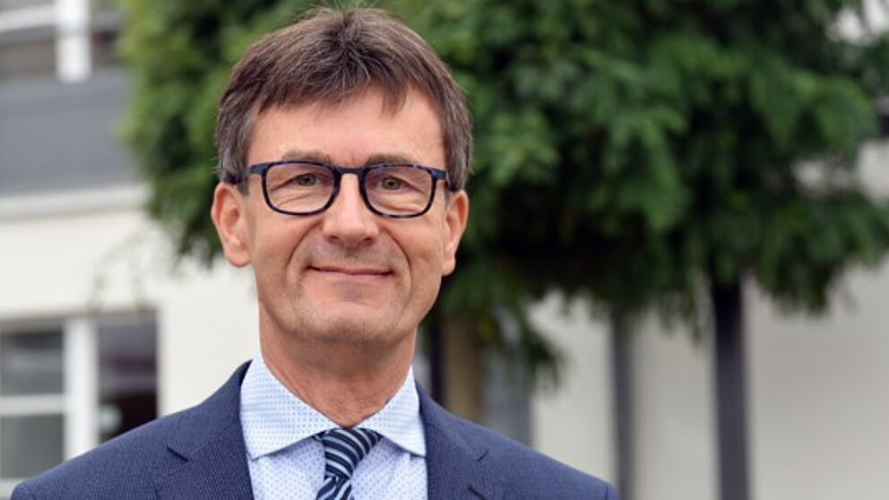 Foto (Studierendenwerk Paderborn): Geschäftsführer Carsten Walter. 