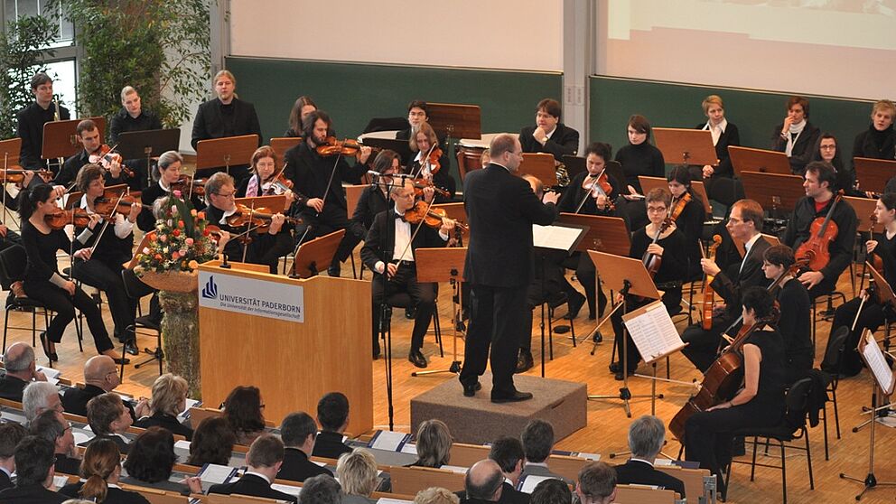 Abbildung: Hochschulorchester beim Neujahrsempfang