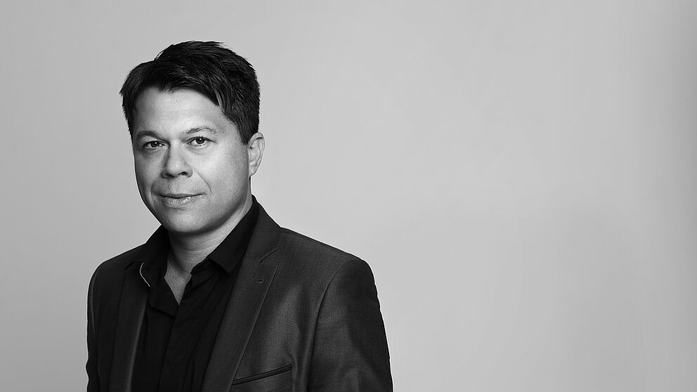 Foto (Copyright: Marcus Höhn): Markus Kavka übernimmt an der Universität Paderborn im Wintersemester 2014/15 die erste „Pop-Dozentur“.