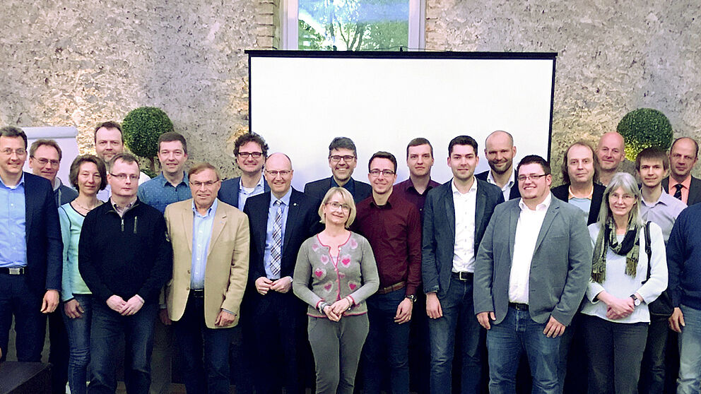 Foto (Universität Paderborn): Die Verler Unternehmerschaft zu Gast in der Universität Paderborn