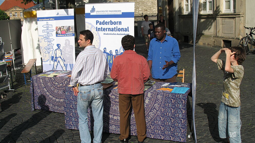 Foto: Stand der Universität Paderborn