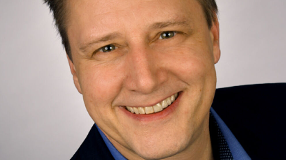 Oliver Dietrich, IG Metall Bielefeld, spricht am 11. Juli zum Thema „Vorausschauend mitgestalten: IG Metall, Betriebsräte und Beschäftigte in der digitalen Transformation“ | Foto: ThF-PB