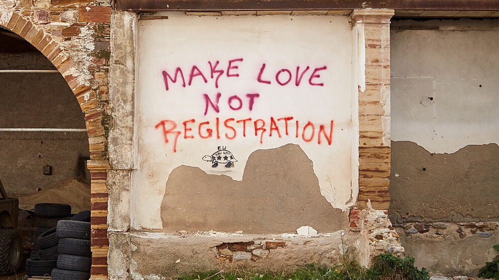 Foto (Lena Christina Jansen): Teil der Ausstellung „Bewegte Bilder zu Flucht und Migration“ – ein Foto von Lena Christina Jansen, aufgenommen auf der griechischen Insel Chios.