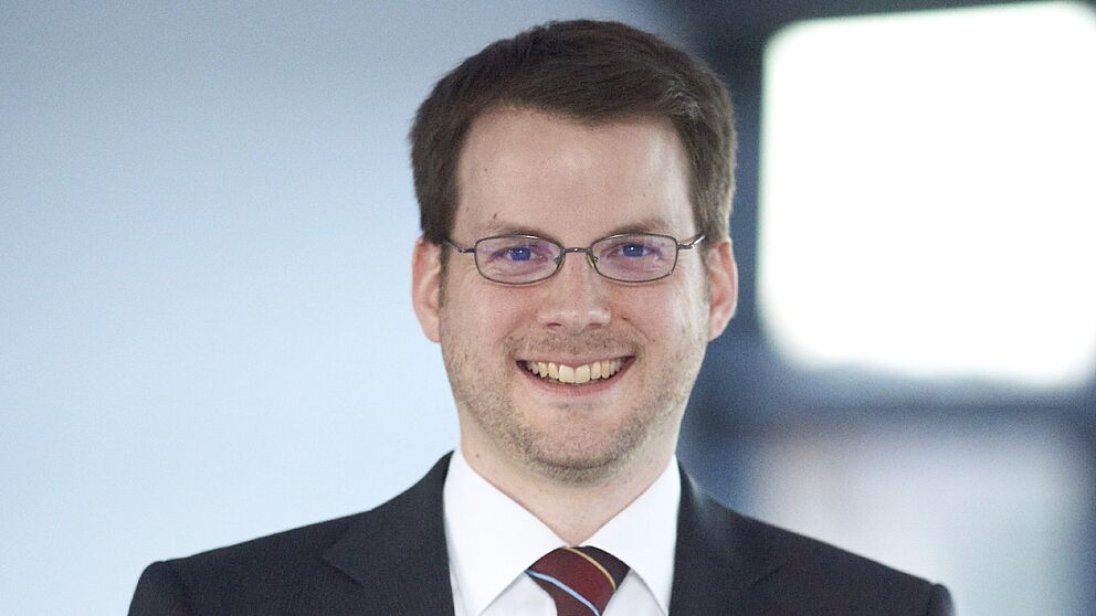 Foto (patrick pantze images): Jun.-Prof. Dr.-Ing. Heiko Hamann ist in das Junge Kolleg der Nordrhein-Westfälischen Akademie der Wissenschaften und der Künste aufgenommen worden.