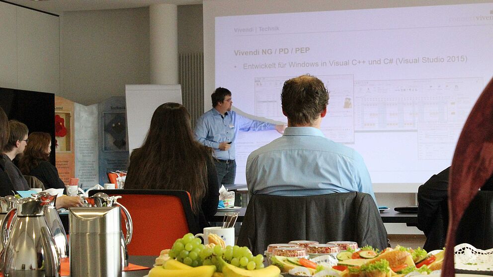 Foto (Stefanie Disse, Connext GmbH): Karrierefrühstück bei Connext.