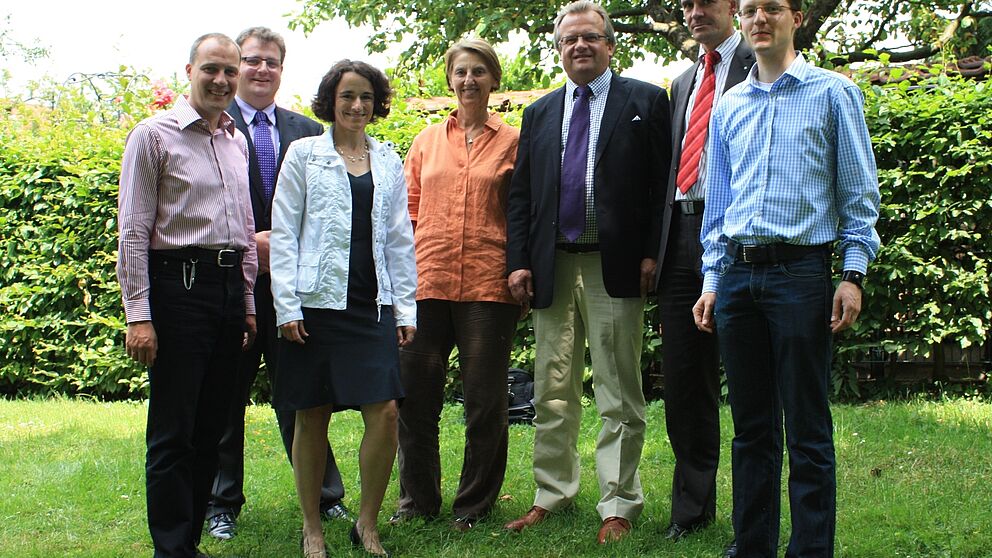 Foto (Universität Paderborn, Ulrike Kropf): Dr. Peter Karl Becker (CeRiMa), Michael Gubitz, Haike Krauß (beide DGS), Prof. Dr. Bettina Schiller (CeRiMa), Manfred Gubitz, Dr. Uwe Baer (beide DGS), Christian Brockschnieder (CeRiMa)