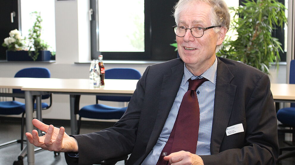Foto (Universität Paderborn, Frauke Döll): Michael Hange, Präsident des Bundesamtes für Sicherheit in der Informationstechnik in Bonn (BSI)