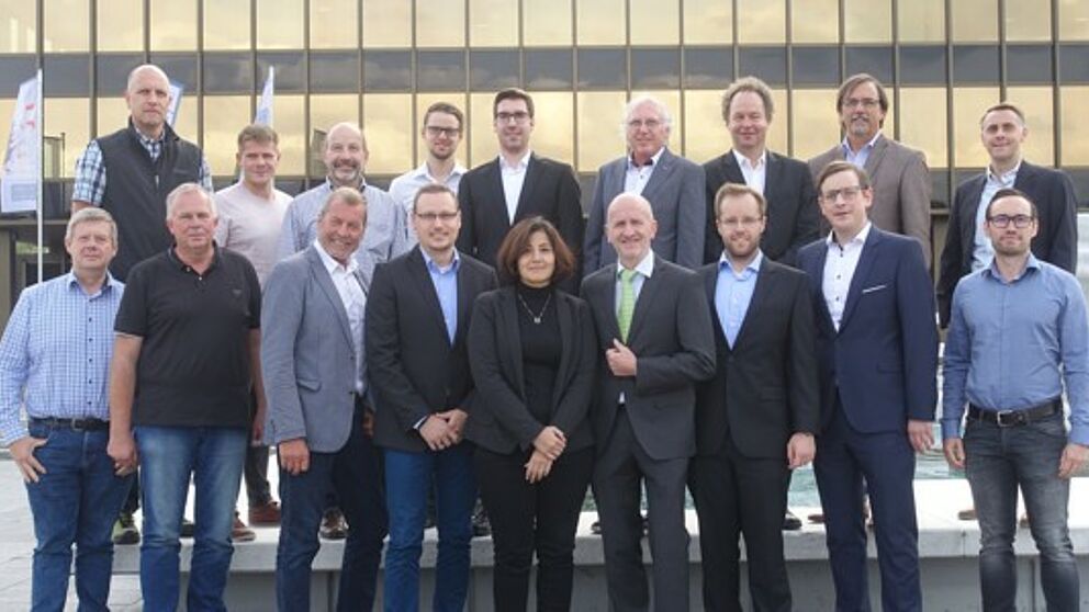 Foto (Dr. Thim Strothmann, SICP): Die Projektpartner beim Kick-off am 11. September 2018 in Paderborn.