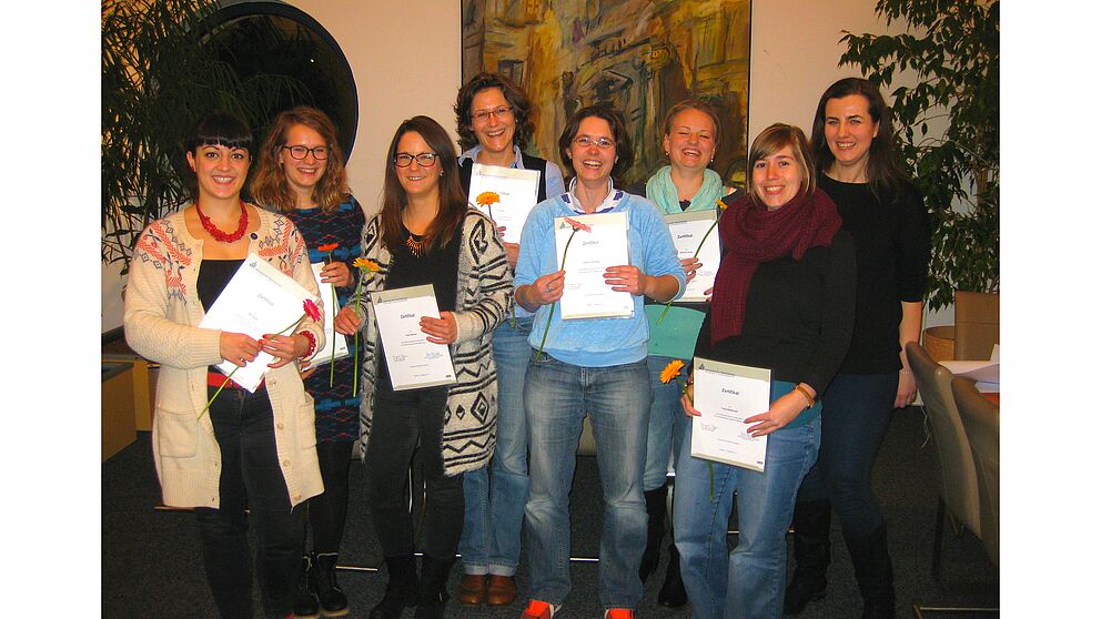 Foto: Die Teilnehmerinnen des siebten Jahrgangs des Mentoring-Programms für Doktorandinnen mit Projektkoordinatorin Natalie Velibeyoglu (1. von rechts)