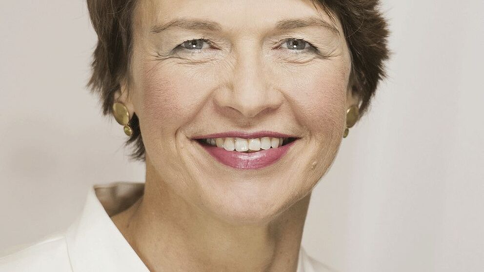 Foto (Bundesregierung, Steffen Kugler): Elke Büdenbender ist am 16. April zu Gast an der Universität Paderborn.